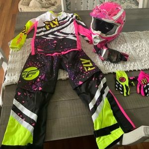 Fly racing, girls size medium youth,Pants 22 only used a few times